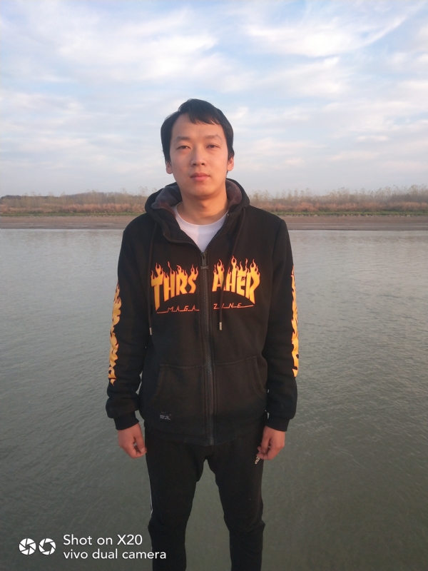 一往情深的第一张照片--芜湖闪婚服务中心