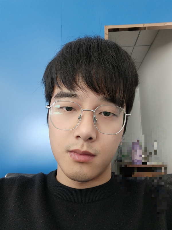 叶童的第一张照片--芜湖闪婚服务中心